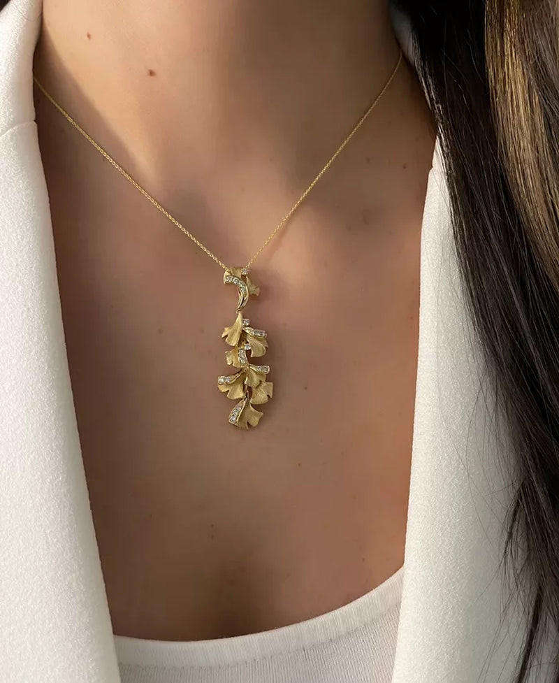 Stunning Nude Diamond Floral Pendant Necklace in 14K Gold - 1/3 Ct. T.W. - 18" Elegance