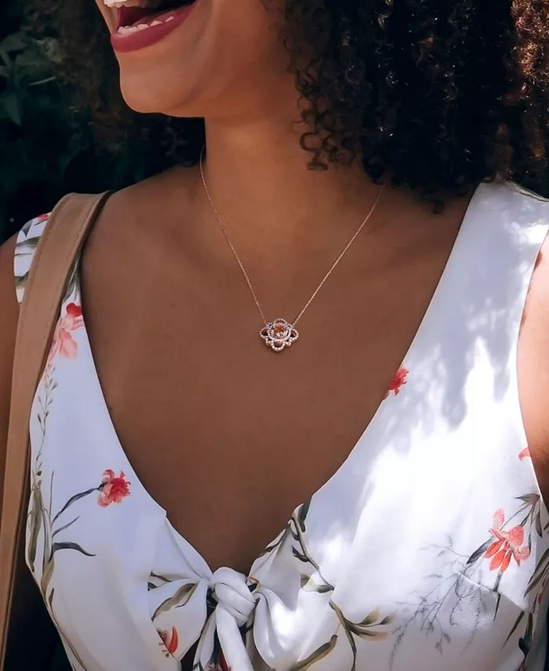 Stunning Morganite and Diamond Quatrefoil Necklace - Elegance Redefined